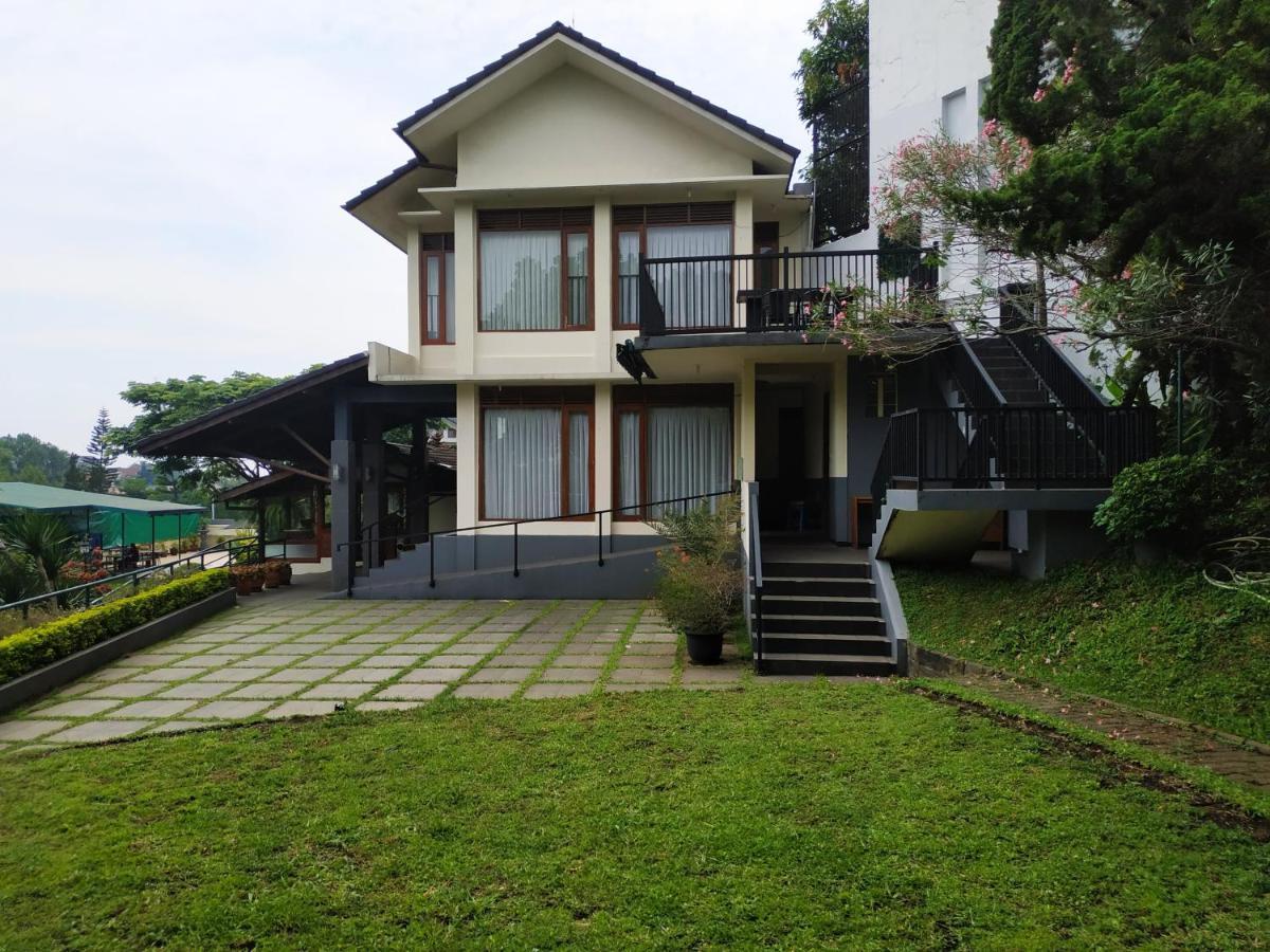 Samami Garden Hotel Bandung Exterior photo